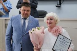 Знаете, есть люди, без которых невозможно представить культуру нашего округа.